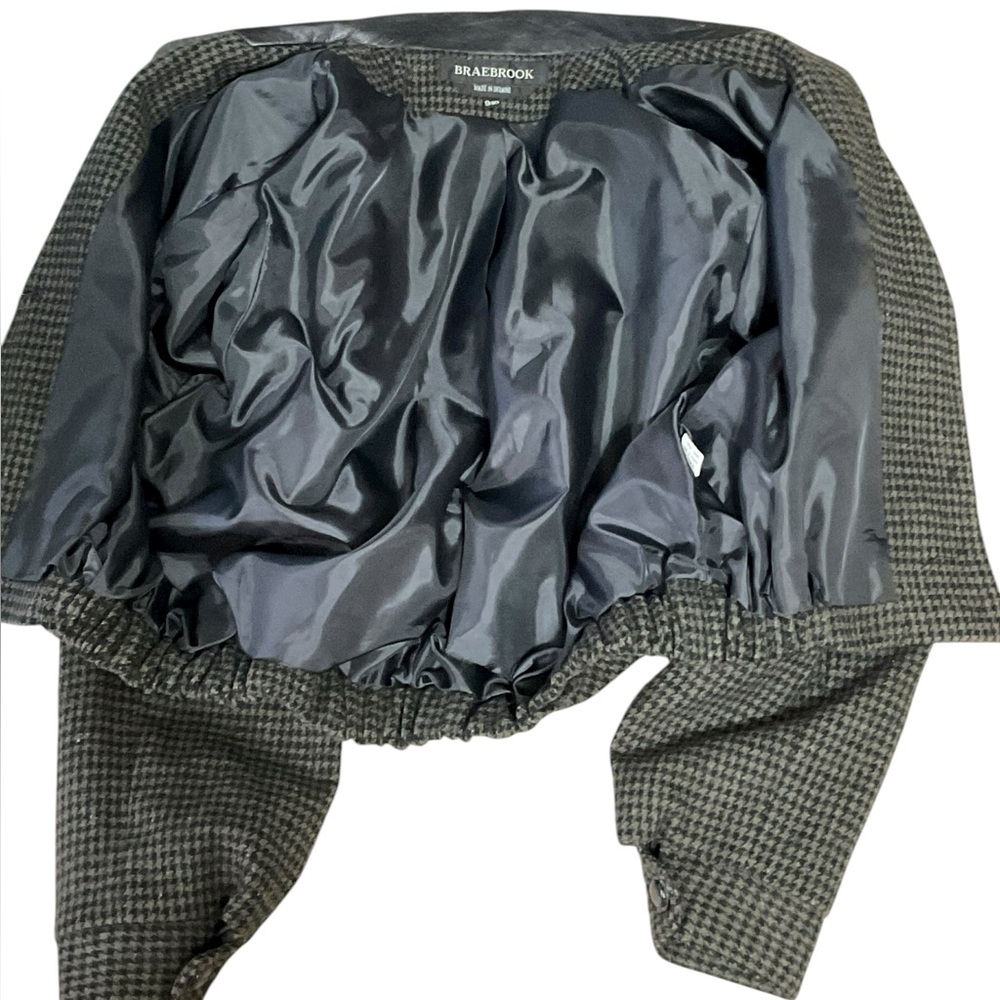 Braebrook Vintage wool houndstooth blazer leather collar & a cinched waist. 9/10 - Picture 7 of 15